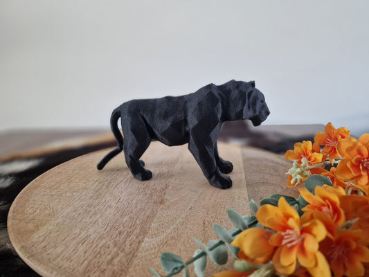 Tiger Figurine - 25x8x13 cm